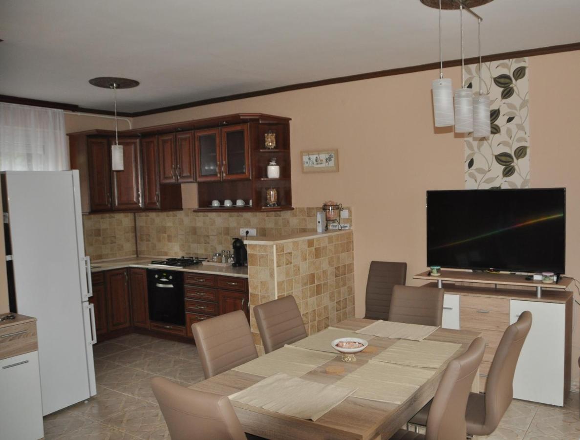 Gyorszem Apartman Dış mekan fotoğraf