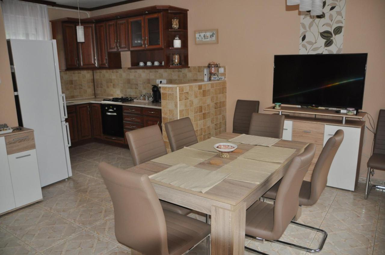 Gyorszem Apartman Dış mekan fotoğraf